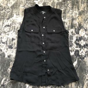 💫Black button up sleeveless blouse 💫